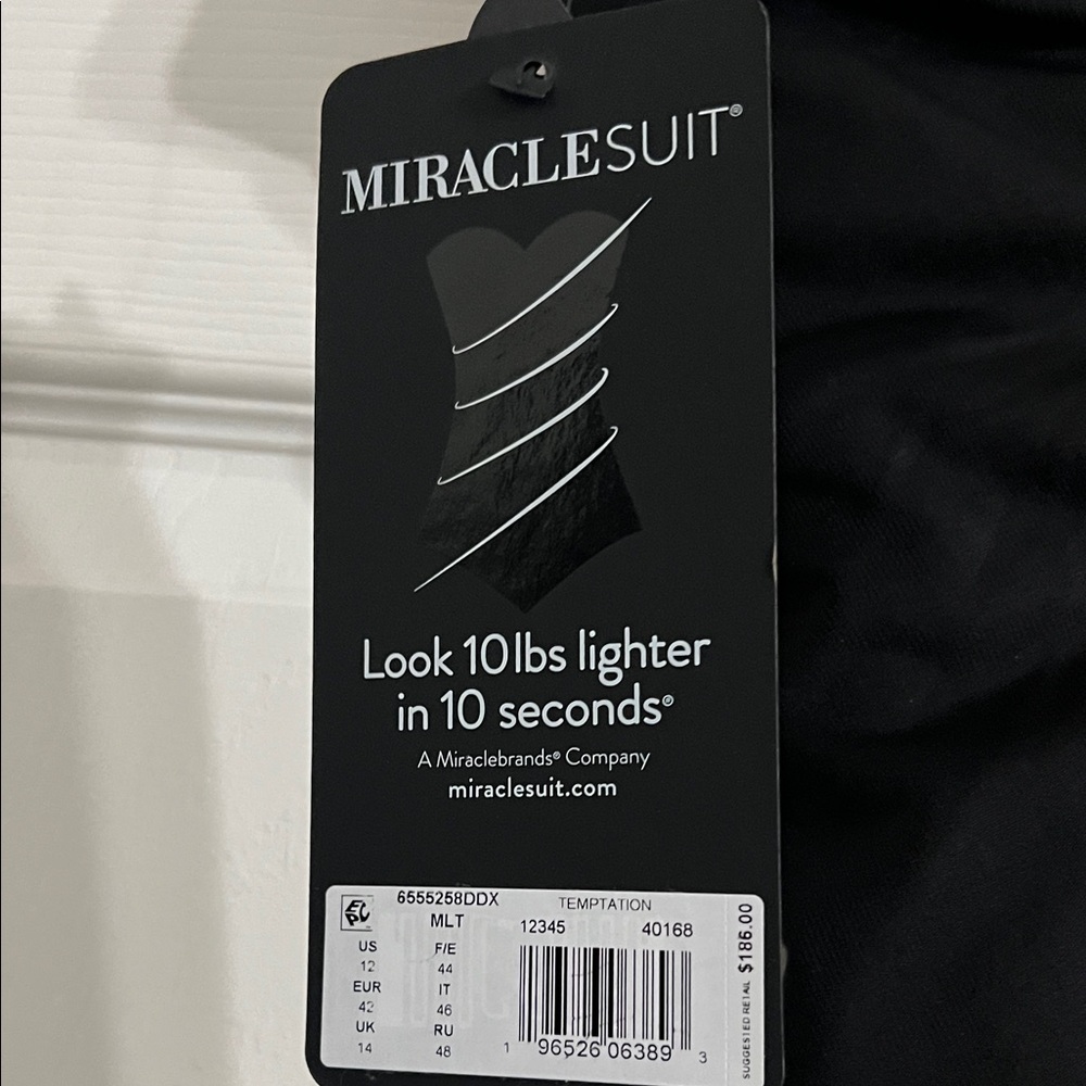Miraclesuit - Picture 5 of 5